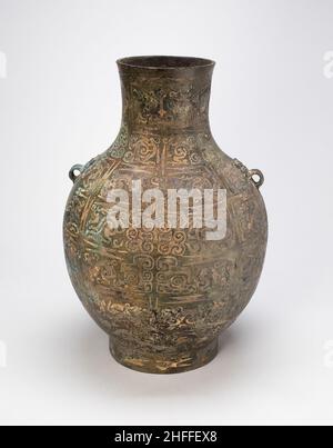 Vaso di vino (Hu), dinastia Zhou orientale, periodo di guerra Stati (480-221 a.C.), c. 3rd secolo a.C. Foto Stock