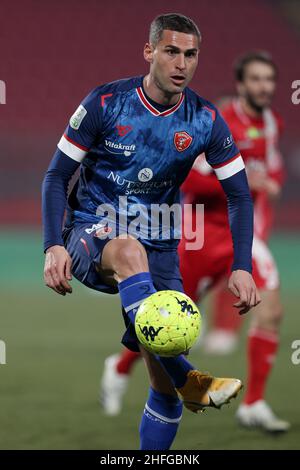 Aleandro Rosi (AC Perugia Calcio 1905) in azione durante AC Monza vs AC Perugia, partita di calcio italiana Serie B a Monza (MB), Italia, gennaio 16 2022 Foto Stock