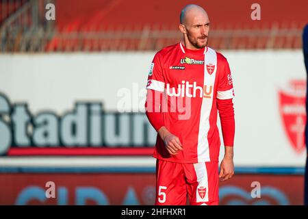 Stadio Brianteo, Monza (MB), Italia, 16 gennaio 2022, Luca Caldirola (#5 Monza) durante AC Monza vs AC Perugia - partita di calcio italiana Serie B. Foto Stock