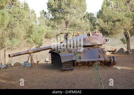 Distrusse il carro armato siriano del T62 sulla Valle delle lacrime in Israele dalla guerra di Yom Kippur Foto Stock