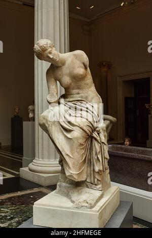 Leon Levy e Shelby White Court, il pezzo centrale delle gallerie romane e greche al Metropolitan Museum of Art di NYC. Foto Stock