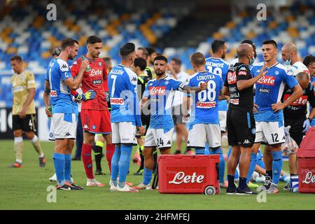 Cafaro/LaPresse 28 giugno 2020 Napoli, Italia sport soccer Napoli vs Spal - Campionato Italiano Calcio League A TIM 2019/2020 - Stadio San Paolo. Nella figura: Interruzione raffreddamento Foto Stock