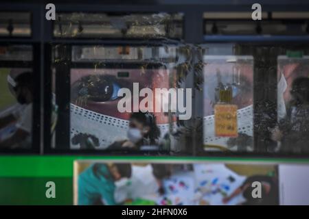 Claudio Furlan - LaPresse 21 luglio 2020 Milano (Italia) murali in via Palizzi all'ingresso di quarto Oggiaro realizzato dall'artista Cosimo Cheone dedicato ai medici e al personale sanitario dell'ospedale sacco di Milano Foto Stock