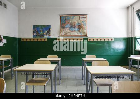 Cecilia Fabiano/LaPresse Settembre 01 , 2020 Roma (Italia) News: Post convivid 19 apertura della scuola: Il governo di Roma dona alla scuola superiore Augusto nuovi arredi per le classi nella foto : l'aula Foto Stock