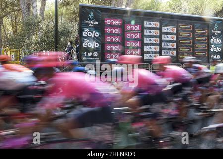 LaPresse - Fabio Ferrari Settembre, 08 2020 Camaiore (Italia) Sport Cycling Tirreno Adriatico edizione 55 - da Camaiore a Follonica nella foto: Passaggio Foto Stock