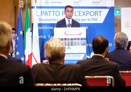 Mauro Scrobogna /LaPresse 09 settembre 2020&#xa0; Roma, Italia il patto di roadshow politico per le esportazioni nella foto: Ministro degli Affari Esteri Luigi di Maio Foto Stock