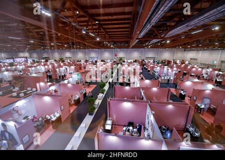 Claudio Furlan/LaPresse 12 settembre 2020 Vicenza, Italy VOICE Vicenza Oro International Community Event - prima mostra italiana a riaprire al pubblico dopo l'emergenza del coronavirus Covid-19 Foto Stock