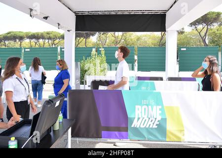 Alfredo Falcone - LaPresse 20/09/2020 Roma (Italia) Sport Tennis People entrance internazionali BNL d'Italia 2020 nel pic:People entrance Foto Stock