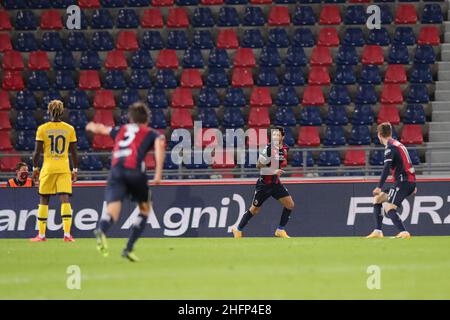 LaPresse/Filippo Rubin 28 settembre 2020 Bologna (Italia) Sport Soccer Bologna vs Parma - Campionato Italiano di Calcio Lega A 2020/2021 - “Renato Dall’Ara” Stadio nella foto: OBIETTIVO FESTIVO BOLOGNA ROBERTO SORIANO (BOLOGNA FC) Foto Stock