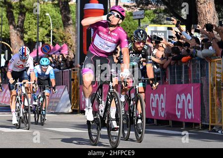 Massimo Paolone/LaPresse 09 ottobre 2020 Italia Sport Cycling giro d'Italia 2020 - edizione 103th - Stage 7 - da Matera a Brindisi nella foto: DEMARE Arnaud Foto Stock