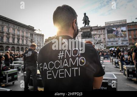 Claudio Furlan - LaPresse 10 Ottobre 2020 Milano (Italia) dimostrazione degli animatori Bauli in Piazza Foto Stock