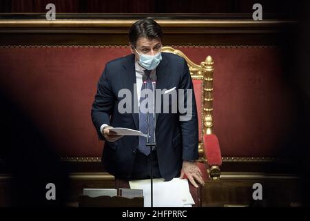 Roberto Monaldo / LaPresse 21-10-2020 Roma (Italia) informazioni del primo Ministro Giuseppe Conte sulle iniziative intraprese dal governo contro l'emergenza del Covid-19 nella foto Giuseppe Conte Foto Stock