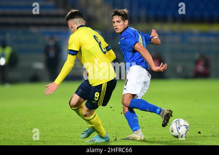 LaPresse - Jennifer Lorenzini 18 novembre 2020 Pisa (Italia) Sport Soccer Italia Under 21-Svezia Under 21 Qualifiche Euro Under 21 2021 - Stadio "Arena Garibaldi" nella foto: Samuele Ricci, Armin Gigovic Foto Stock