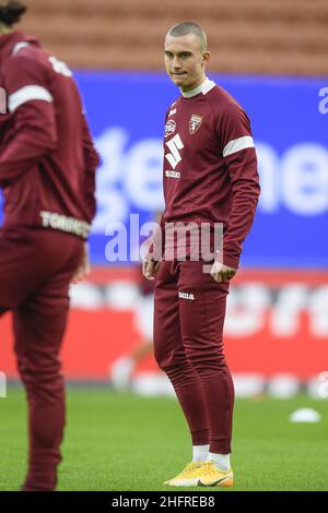 LaPresse - Fabio Ferrari 22 novembre 2020 Milano, Italia calcio ESCLUSIVO TORINO FC Inter vs Torino FC - Campionato Italiano Calcio League A TIM 2020/2021 - Stadio "San Siro". Nell'area pic:KRYEZIU Foto Stock