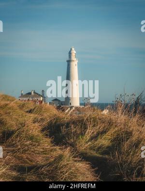 Pomeriggio invernale a St Mary's Lighthouse Whitley Bay Foto Stock