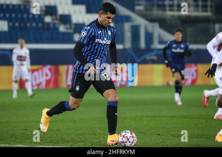 Stefano Nicoli/LaPresse 01-12-2020 Bergamo Italia Sport Soccer Atalanta vs Midtjylland UEFA Champions League - Gruppo D Gewiss Stadium nella foto Cristian Romero Foto Stock