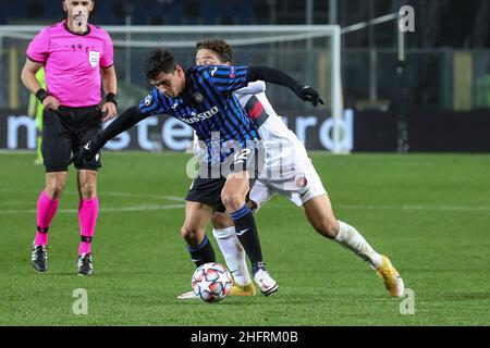 Stefano Nicoli/LaPresse 01-12-2020 Bergamo Italia Sport Soccer Atalanta vs Midtjylland UEFA Champions League - Gruppo D Gewiss Stadium nella foto Matteo Pessina Foto Stock