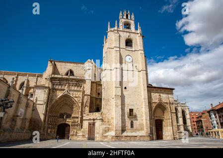 Cattedrale di San Antonio de Palencia, monumento storico-artistico in stile gotico Foto Stock