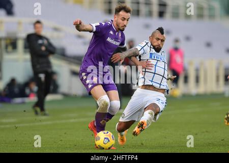 LaPresse - Jennifer Lorenzini 13 gennaio 2021 Firenze (Italia) Sport Soccer Fiorentina - Inter Italian Football Cup 2020/2021 - ottavo round - Stadio "Artemio Franchi" nella foto: Castrovilli, Vidal Foto Stock