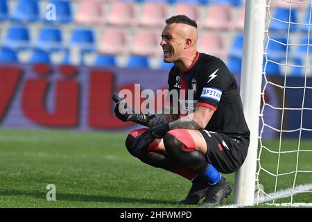 Foto Francesco Mazzitello/LaPresse07 marzo 2021 Crotone, Italia sport calco Crotone vs Torino- Campionato di calco Serie A TIM 2020/2021 - Stadio Ezio ScidaNella foto: Alex CordazPhoto francesco mazzitello/LaPresse 07 marzo 2021 Crotone, Italia sport soccer Crotone vs Torino - Campionato Italiano Calcio League A TIM 2020/2021 - Ezio Scida StadiumIn la foto: Alex Cordaz Foto Stock