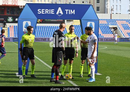 Foto Francesco Mazzitello/LaPresse07 marzo 2021 Crotone, Italia sport calco Crotone vs Torino- Campionato di calco Serie A TIM 2020/2021 - Stadio Ezio ScidaNella foto: Tomas RinconPhoto francesco mazzitello/LaPresse 07 marzo 2021 Crotone, Italia sport soccer Crotone vs Torino - Campionato Italiano Calcio League A TIM 2020/2021 - Ezio Scida StadiumIn la foto: Tomas Rincon Foto Stock