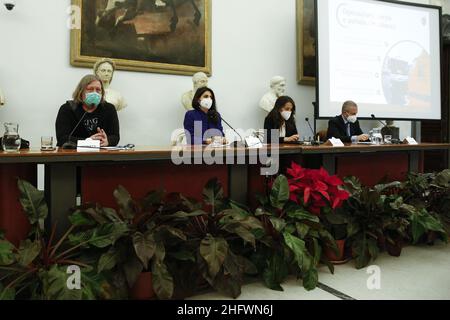 Cecilia Fabiano/LaPresse Marzo 08 , 2021 Roma (Italia) News : progetto di bonifica per la società di rifiuti pubblici nel Pic : la conferenza stampa Foto Stock