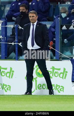 LaPresse/Alessandro Tocco 17 aprile 2021 Cagliari (Italia) Sport Soccer Cagliari Calcio vs Parma Calcio League A TIM 2020/2021 Stadio "Sardegna Arena"&#xa0; nella foto:Allenatore Leonardo Semplici (Cagliari Calcio) Foto Stock