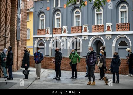 LaPresse - Claudio Furlan 27 Aprile 2021 - Milano (Italia) il salone funerario di Milva al piccolo Teatro Strehler Foto Stock