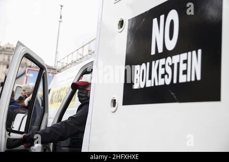 Foto Cecilia Fabiano/ LaPresse 28 Aprile 2021 Roma (Italia) Cronaca : protesta degli ambulanti contro la direziativa Bolkestein nella Foto Cecilia Fabiano/ LaPresse 28 Aprile 2021 Roma (Italia) Notizie : i venditori ambulanti protestano contro la direttiva Bolkestein nella Pic : I manifestanti in piazza della Repubblica Foto Stock