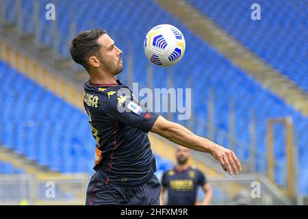 Fabrizio Corradetti / LaPresse 02st maggio 2021 Roma, Italia sport soccer Lazio vs Genova - Campionato Italiano Calcio League A TIM 2020/2021 - Stadio Olimpico nella foto: Edoardo Goldaniga (Genova) Foto Stock