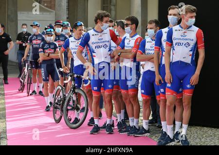 Foto Gian Mattia D'Alberto/LaPresse 06 maggio 2021 Torino (Italia) Sport Ciclismo giro d'Italia 2021 - edizione 104 - la presentazione delle squadre al Castello del Valentino nella foto: GROUPAMA - FDJPhoto Gian Mattia D'Alberto/LaPresse 06 maggio 2021 Torino (Italia) Sport Cycling giro d'Italia 2021 - edizione 104th - Presentazione del Team al Castello del Valentino nella foto: GROUPAMA - FDJ Foto Stock