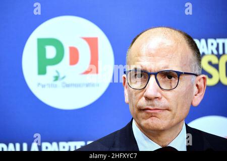 Mauro Scrobogna /LaPresse 12 maggio 2021 Roma, Italia Politica PD - proposte sullo sport come bene sociale nella foto: Il segretario del PD Enrico letta Foto Stock