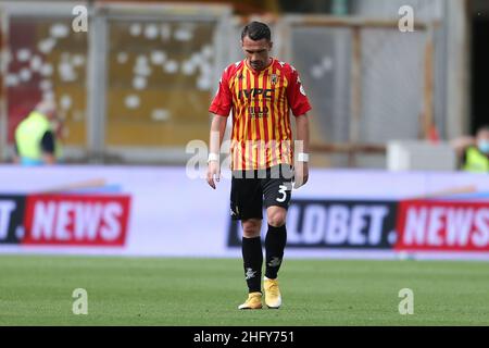 Alessandro Garofalo/LaPresse 16 maggio 2021 Benevento, Italia sport soccer Benevento vs Crotone - Campionato Italiano Calcio League A TIM 2020/2021 - Stadio Vigorito. Nella foto: Gaetano Letizia Benevento Foto Stock