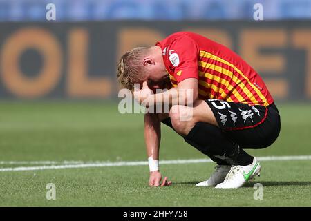 Alessandro Garofalo/LaPresse 16 maggio 2021 Benevento, Italia sport soccer Benevento vs Crotone - Campionato Italiano Calcio League A TIM 2020/2021 - Stadio Vigorito. Nella foto: Kamil Glick Benevento Foto Stock