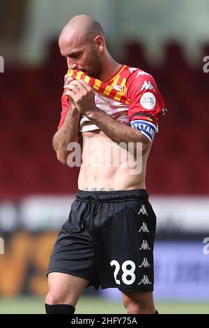 Alessandro Garofalo/LaPresse 16 maggio 2021 Benevento, Italia sport soccer Benevento vs Crotone - Campionato Italiano Calcio League A TIM 2020/2021 - Stadio Vigorito. Nella foto: Pasquale Schiattarella Benevento Foto Stock