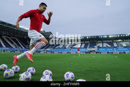 LaPresse - Spada Maggio 23 , 2021 Bergamo ( Italia ) Sport Soccer A.C. Milano- Stagione 2020-2021 - Serie A Atalanta vs Milano nella foto: Diogo Dalot Foto Stock