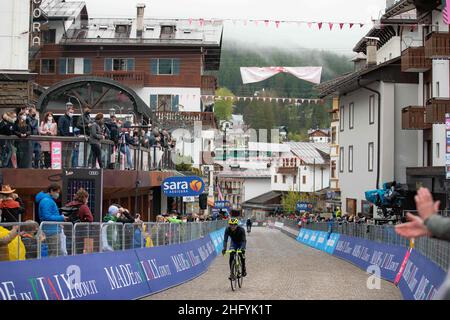 Alessandro Bremec/LaPresse 24 maggio 2021 Italia Sport Cycling giro d'Italia 2021 - edizione 104th - Stage 16 - da Sacile a Cortina D'Ampezzo nella foto: Arrivo Foto Stock