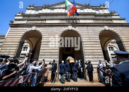 Claudio Furlan/LaPresse 28 maggio 2021 Milano News Sala funeraria per Carla Fracci al Teatro la Scala Foto Stock