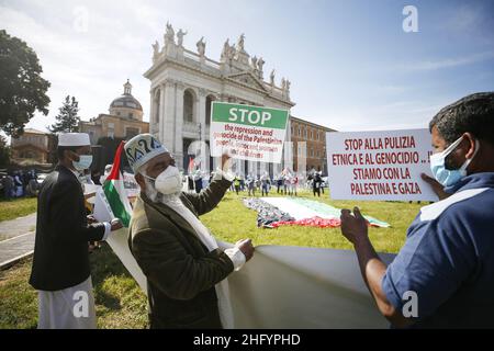 Cecilia Fabiano/ LaPresse Maggio 28 , 2021 Roma News : dimostrazione della comunità musulmana di Roma in solidarietà della Palestina nel Pic : l'unità Brest Foto Stock