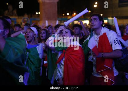 Cecilia Fabiano/ LaPresse Luglio 06 , 2021 Roma (Italia) Notizie : UEFA 2020 Italia Spagna nel Pic : Piazza del Popolo Foto Stock