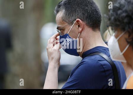 Cecilia Fabiano/ LaPresse Luglio 08 , 2021 Roma (Italia) News : dimostrazione dei parenti delle vittime di Covid 19 davanti al Tribunale civile di Roma il giorno in cui la causa circa 520 morti è depositata nel Pic : la manifestazione Foto Stock