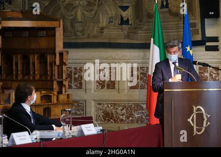 Mauro Scrobogna /LaPresse 12 luglio 2021 Roma, Italia Camera dei deputati Politica - INPS 2021 relazione annuale nella foto: Ministro del lavoro Andrea Orlando durante il discorso del Presidente dell'INPS Pasquale Tridico Foto Stock