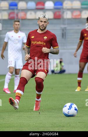 Fabrizio Corradetti / LaPresse 25st luglio 2021 Frosinone, Italy sport soccer AS Roma vs Debrecen - Pre-Season friendly 2021/2022 - Stadio Benito Stirpe nella foto: Carles Perez di AS Roma Foto Stock