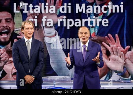 Roberto Monaldo / LaPresse 14-09-2021 Roma (Italia) programma TV &#x201c;porta a porta&#x201d; nella foto Roberto Mancini, Bruno Vespa Foto Stock