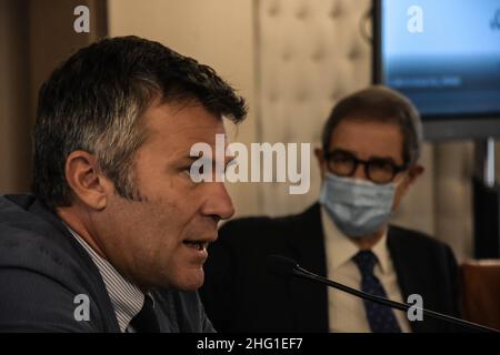 Foto Francesco Militello Mirto/LaPresse 16 settembre 2021 Palermo, ItaliaSport Ciclismo verso Palazzo d&#x2019;Orleans, sede della Presidenza della Regione Siciliana, &#xe8; stato presentato il giro di Sicilia 2021.nella foto: l&#x2019;Amministratore Delegato di RCS Sport, Paolo BellinoPhoto Francesco Militello Mirto/LaPresse 16 settembre 2021 Palermo, Italia Sport Cycling Press conferenza di presentazione per 'il giro di Sicilia 2021' a Palazzo d'Orleans. Nella foto: RCS Sport, Paolo Bellino Foto Stock