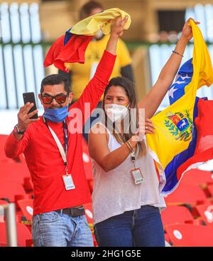 MAZATLAN, MESSICO - 03 FEBBRAIO: I tifosi venezuelani che sostengono la loro squadra Caribes de Anzoátegui, fan donna durante la partita tra Venezuela e Repubblica Dominicana come parte della Serie del Caribe 2021 al Teodoro Mariscal Stadium il 3 febbraio 2021 a Mazatlan, Messico. (Foto di Luis Gutierrez/Norte foto) Foto Stock