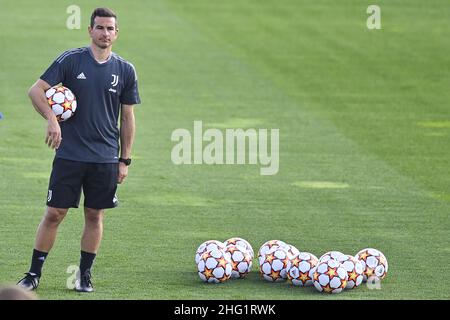 LaPresse - Fabio Ferrari 28 settembre 2021 Torino, Italia sport soccer sessione di allenamento della Juventus FC prima della partita Juventus FC vs Chelsea - UEFA Champions League 2021/2022 - fase di gruppo - Gruppo H - 2/6 - Stadio Allianz. Nella foto:Padoin Foto Stock