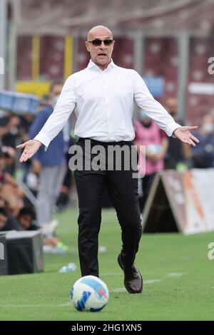 Alessandro Garofalo/LaPresse 02 ottobre 2021 Salerno, Italia sport soccer Salernitana vs Genova - Campionato Italiano Calcio League A 2021/2022 - Stadio Arechi. Nella foto: Davide Ballardini (Genova CFC); Foto Stock