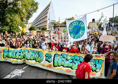 Claudio Furlan/LaPresse 02-10-2021 Milano - Italia News Marzo Globale per la Giustizia ambientale del clima a Milano Foto Stock