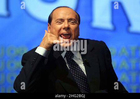 Silvio Berluisconi, Presidente di Italys, durante un intervento al partito "il popolo della libertà" che ha istituito nel novembre 2007. Foto Stock